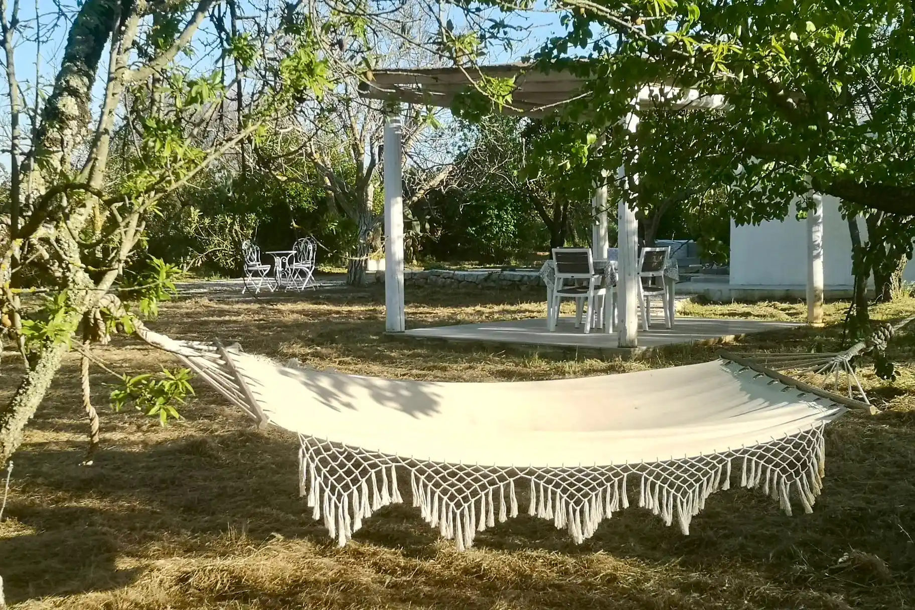 Amaca nel giardino